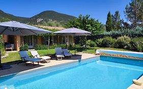 GITE AUX 4 SAISONS DU COLORADO PROVENÇAL - 3 ÉTOILES - Rustrel